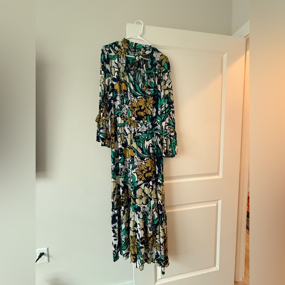 ECI Green Black White Floral Maxi Dress with Gold Accents - Picture 7 of 14